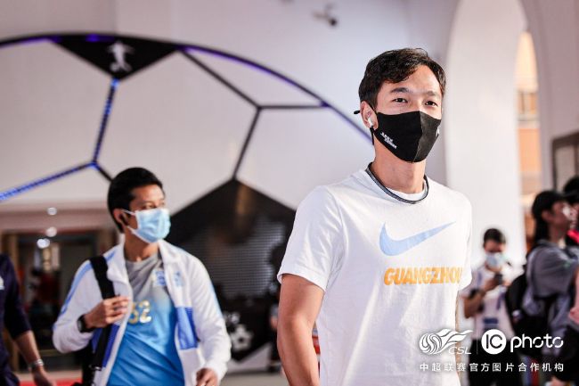郑伊健与多年挚友陈光荣合作的新歌《久别重逢》也将角逐最佳原创电影歌曲奖。