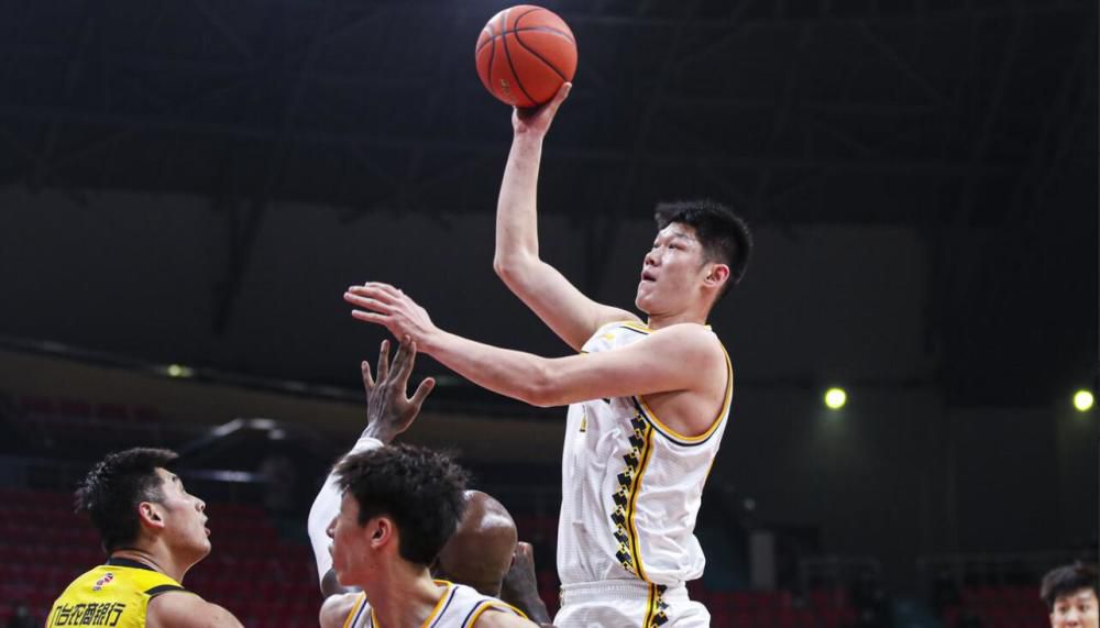 两队队长吴秀波、郭德纲，与第一赛段竞演的刘涛、李晨、蒋欣、陈赫、岳云鹏、贾玲、艾伦、常远等悉数到场。