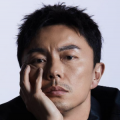 随后，陈赫也转发道歉：“再次向两位顾客深表歉意，全面排查整改，安全问题绝不姑息！